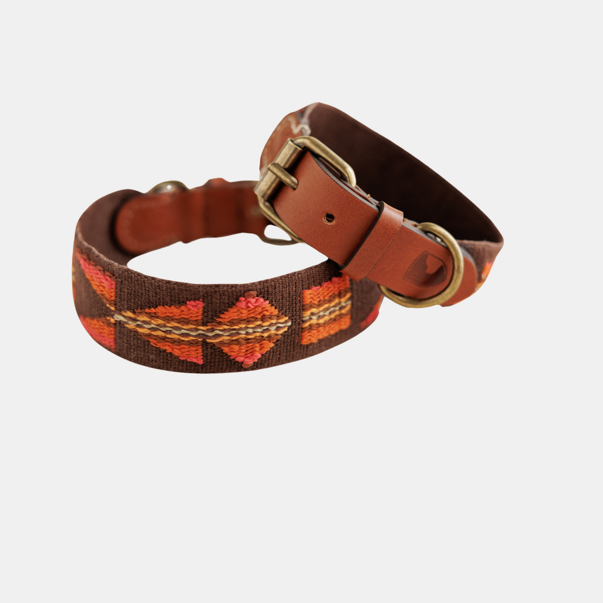 Etna Halsband Brown